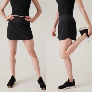 Athleta Run With It 14" Skort Women’s Size M Drawstring Outdoor Athletic Black